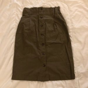 4/$20❗️Forever 21 - Paper Bag Olive Green Skirt